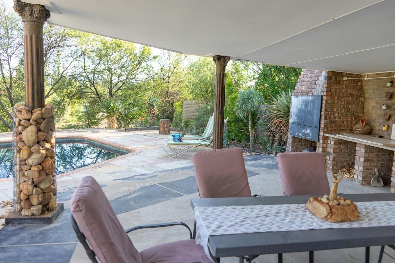 Aloe Manor Hotel Oudtshoorn Kültér fotó